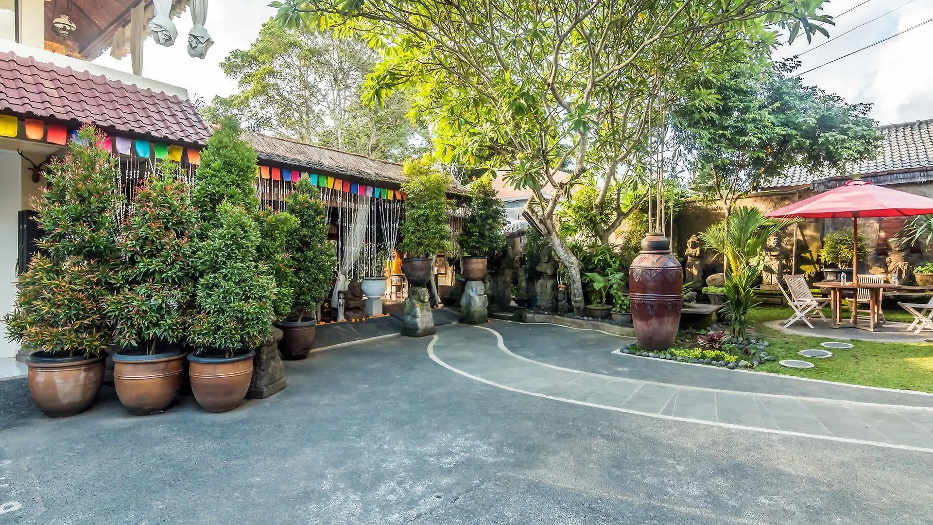 *** Hotel Zen Rooms Ubud Teges Kawan Indonesia